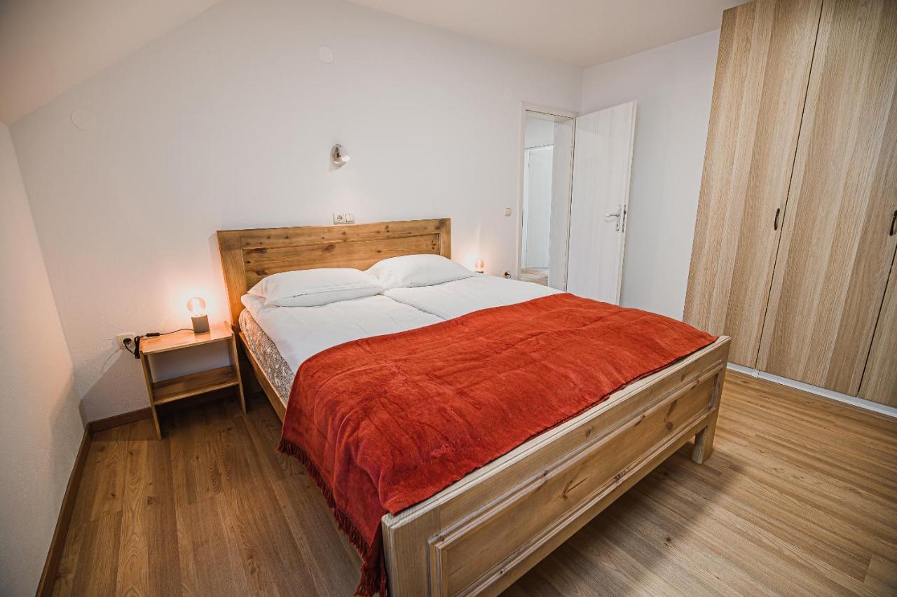 Mojcin Pisker Apartment House Kranj Exteriér fotografie