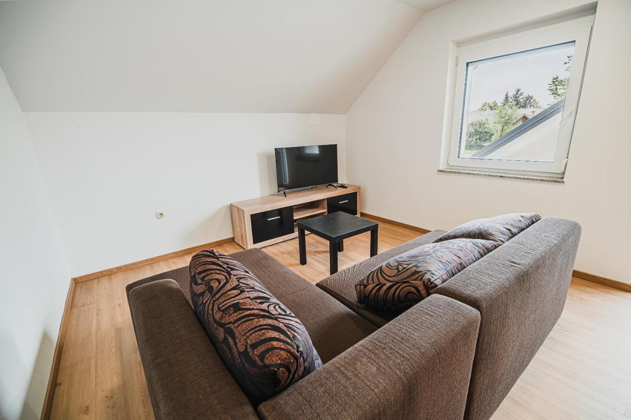 Mojcin Pisker Apartment House Kranj Exteriér fotografie