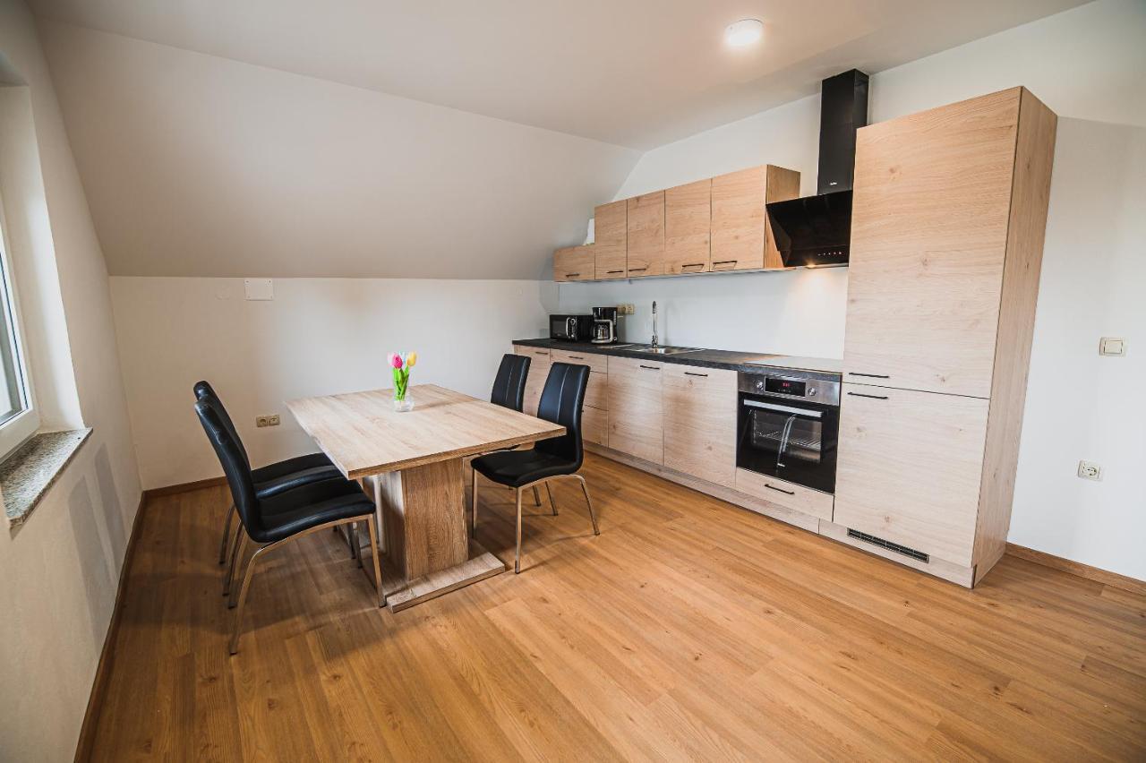 Mojcin Pisker Apartment House Kranj Exteriér fotografie